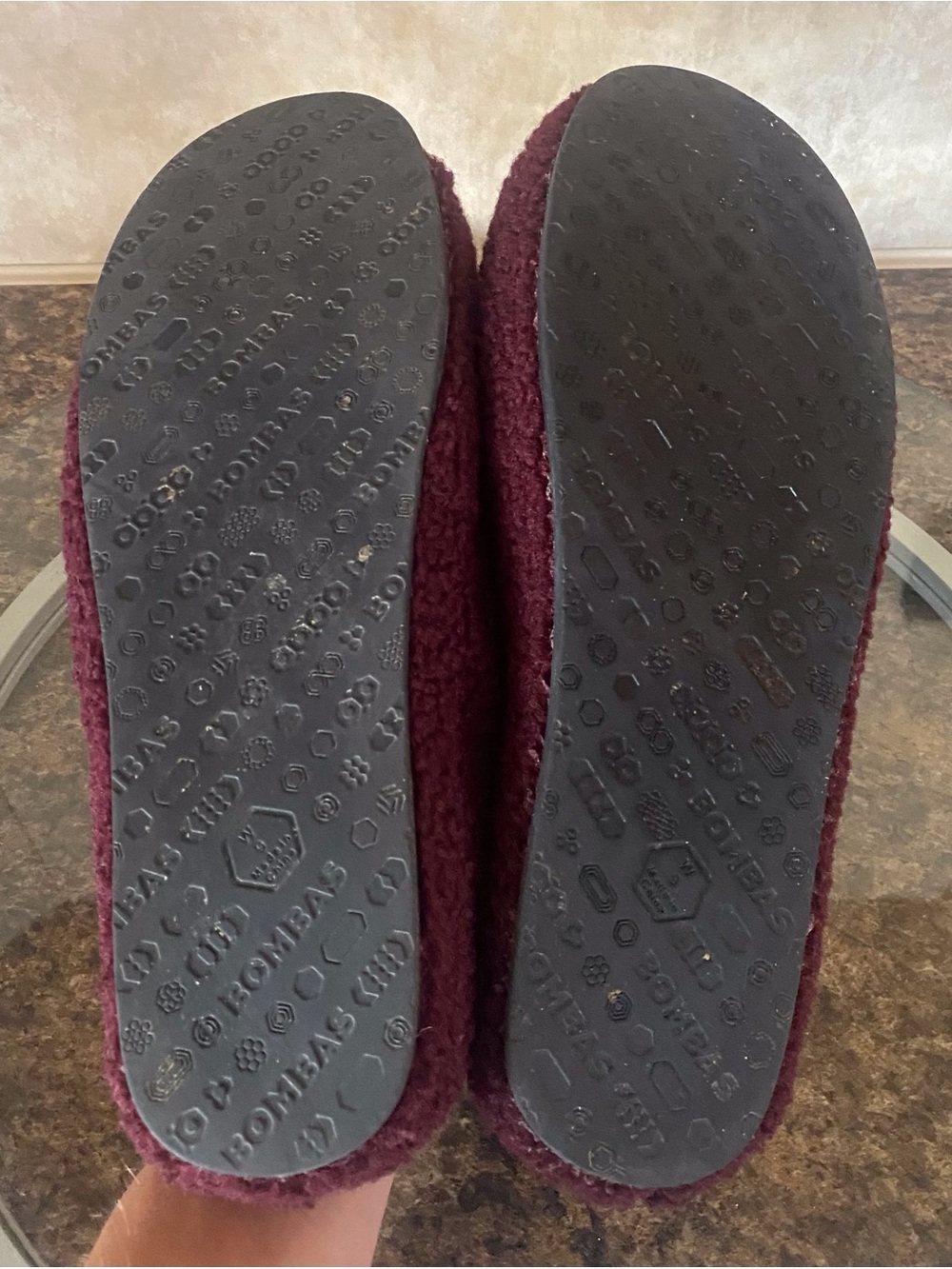 Bombas Burgundy Sherpa Slip-On Clog Style Slipper - Picture 5 of 8